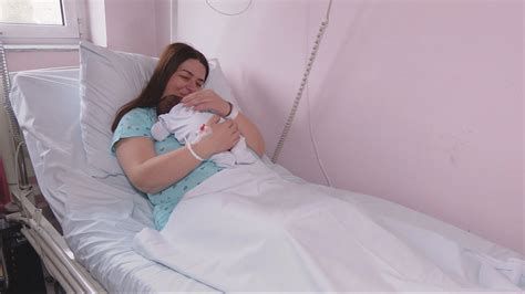 shema ločitve posteljice od maternične stene