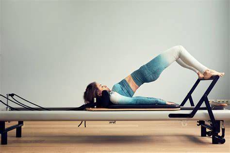 pilates-pripomocki-elastika-zoga