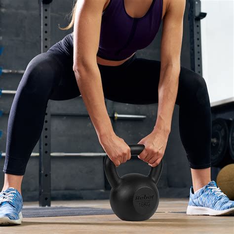 vaje s elastiko in kettlebell