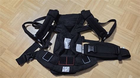 Ergonomska nosilka - položaj “M” za zdrave boke