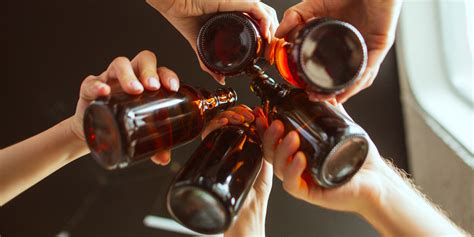 Učinki alkohola na dojenje in dojenčka