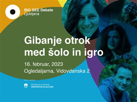 Otrok na Airex blazini med igro